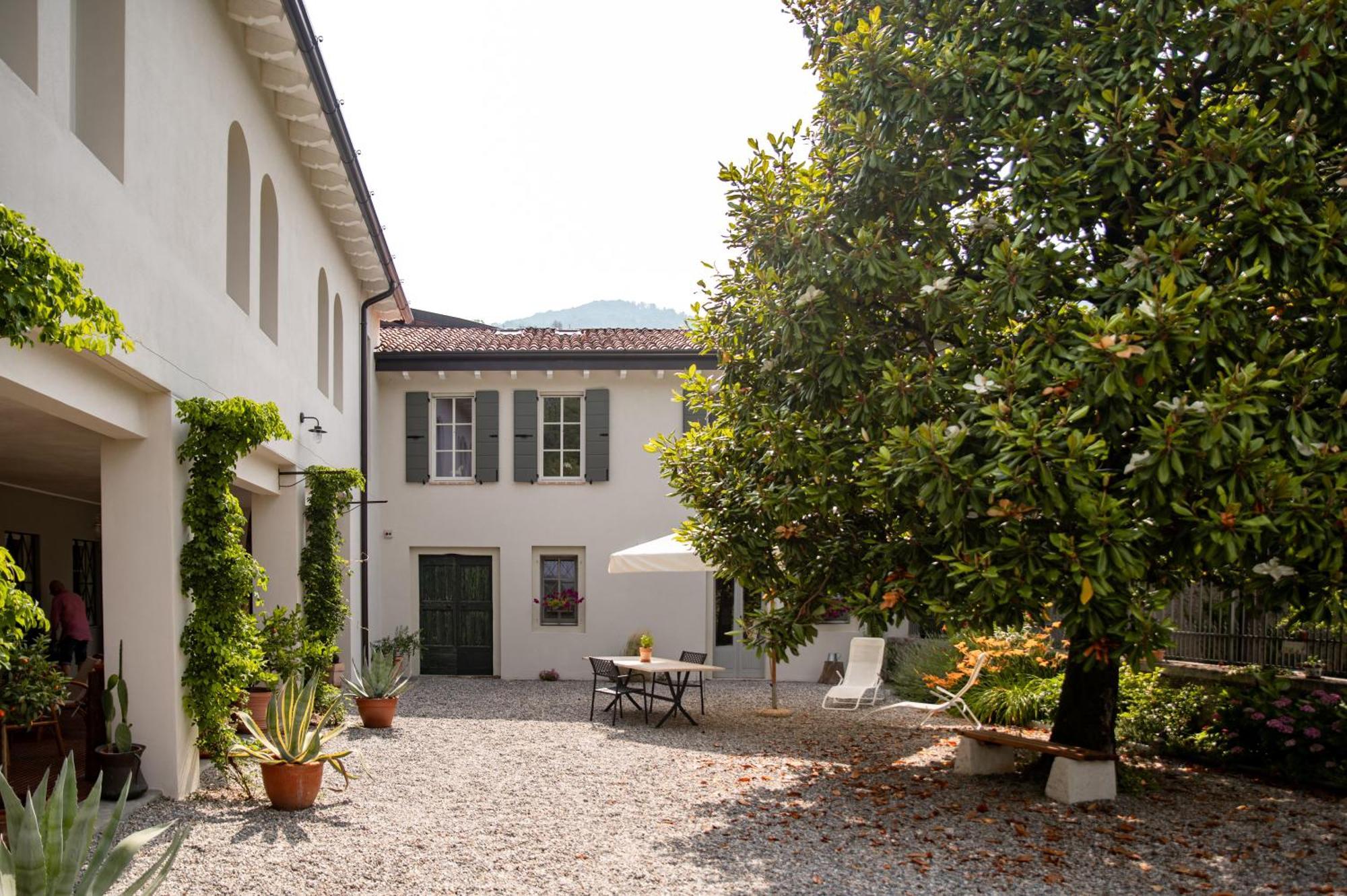 Corte Martinola Bed&Breakfast In Franciacorta Ome Exterior photo